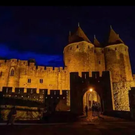 T2 Avec Vue Chateau Appartamento