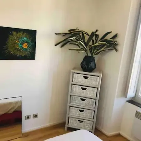 T2 Avec Vue Chateau Appartamento